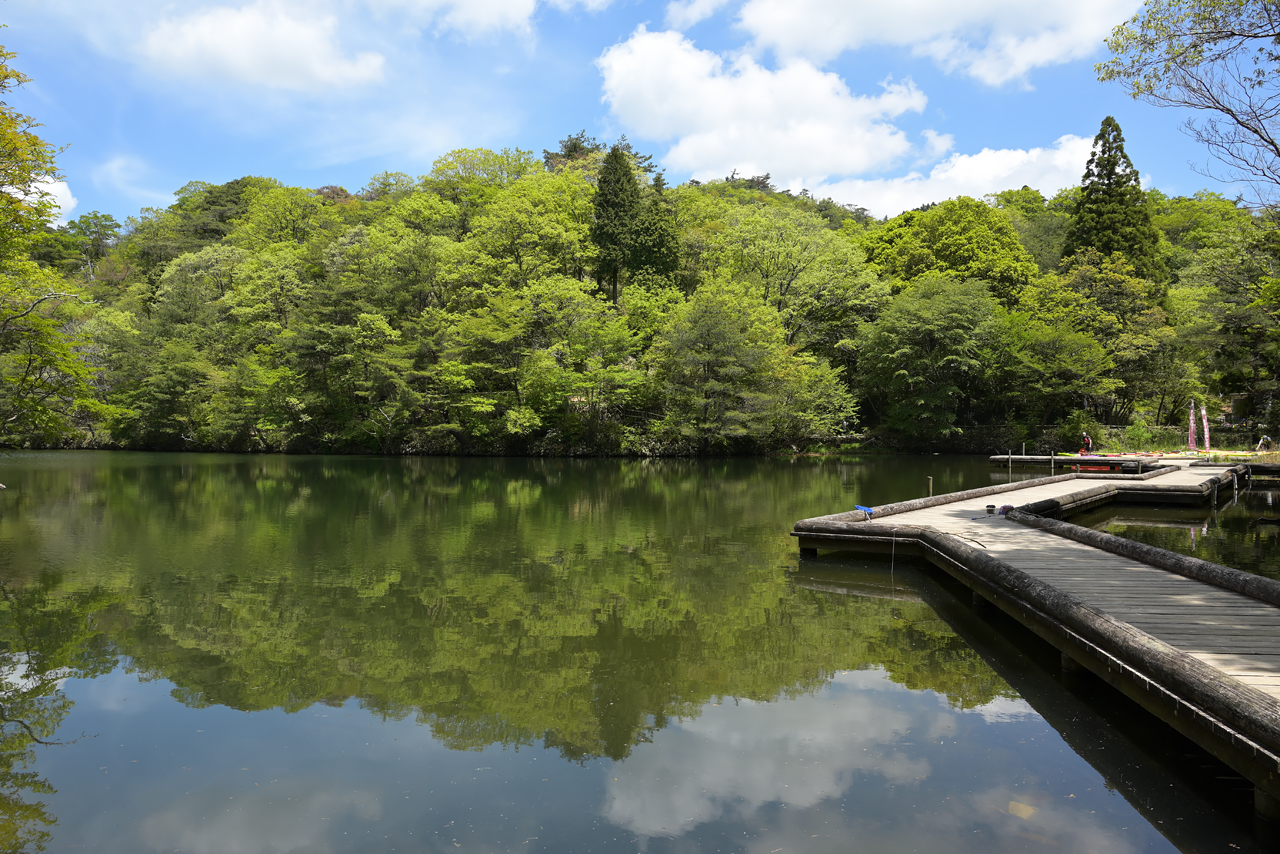 穂高湖　Lake Hotaka